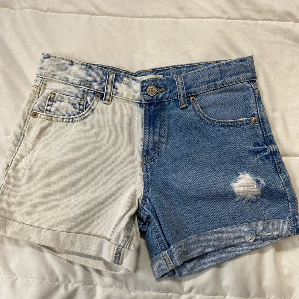 Bi-color Levi’s Strauss Girlfriend Shorty Short - Picture 1 of 4